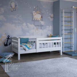 Детская односпальная кровать "Малыш-2" c бортиком