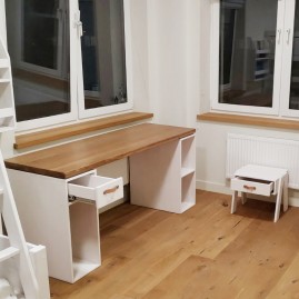 Письменный стол «Mio» в скандинавском стиле