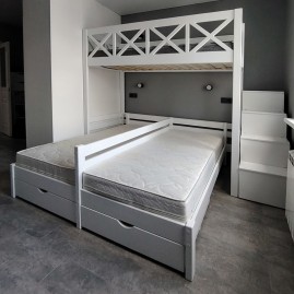 Трехспальный комплекс "Караван" со ступенями и ящиками